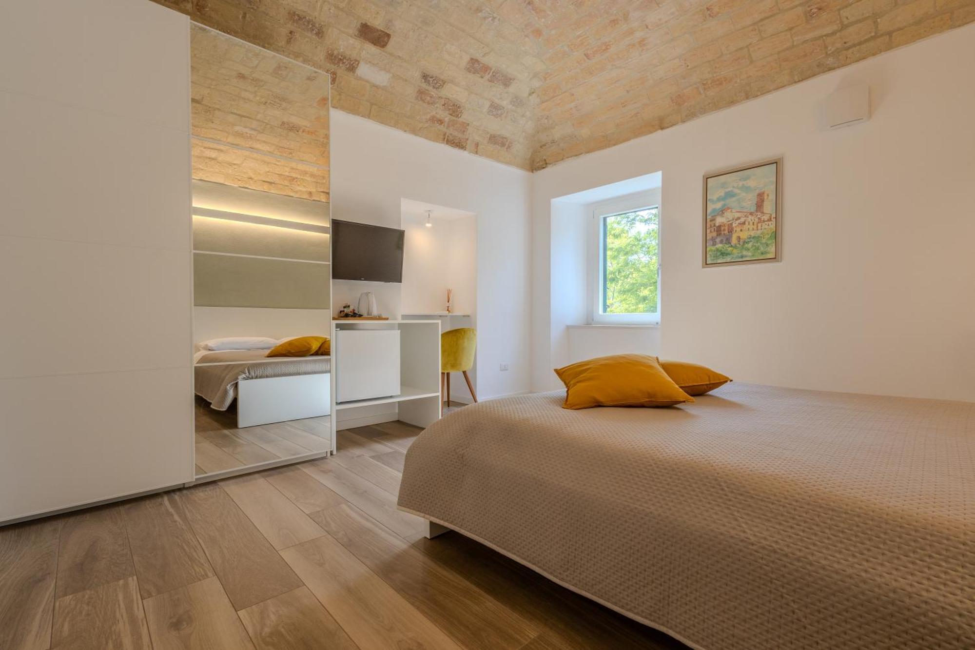 Corso Garibaldi 21 Apartment & Rooms 瓦斯托 外观 照片