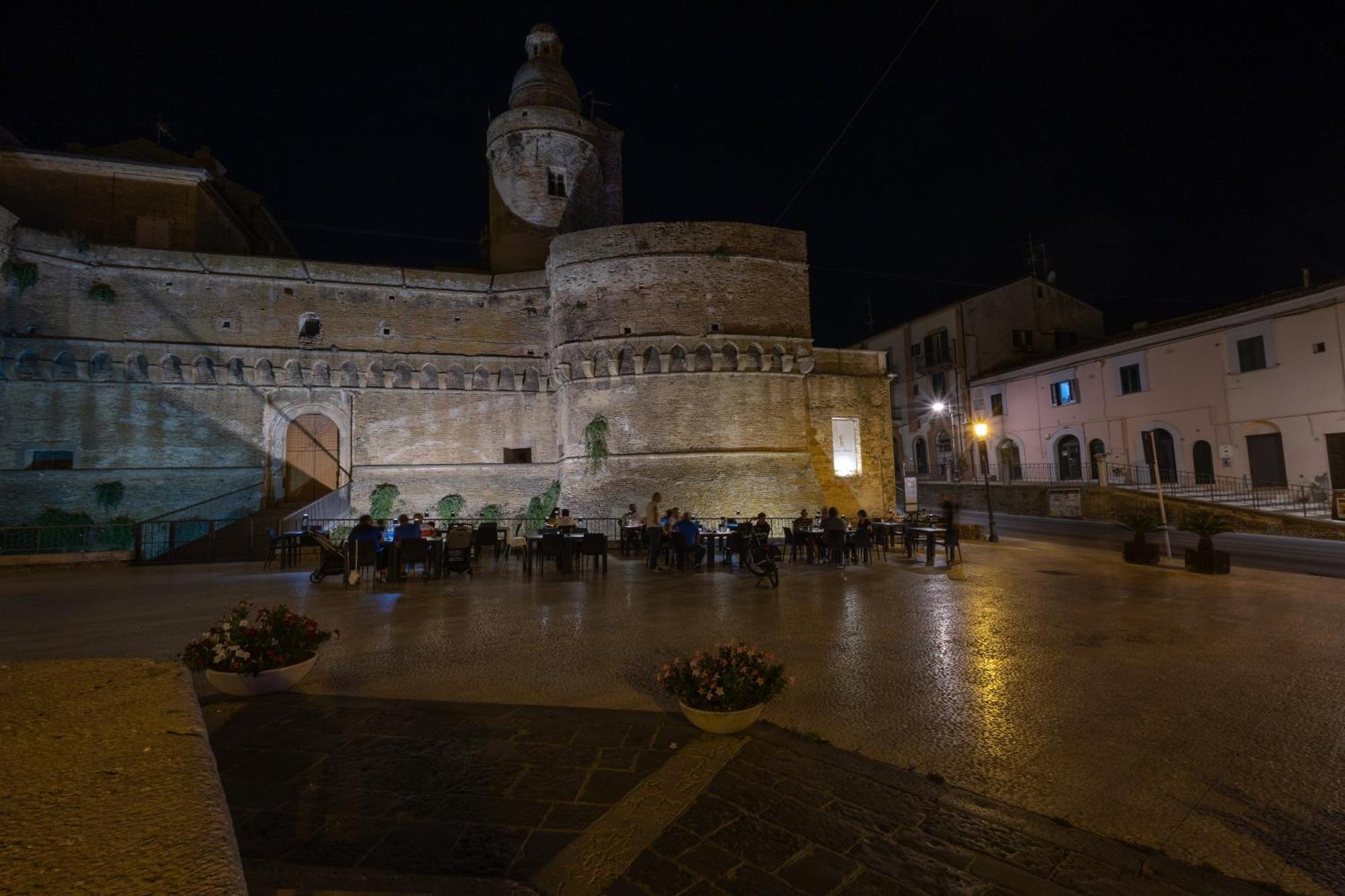 Corso Garibaldi 21 Apartment & Rooms 瓦斯托 外观 照片