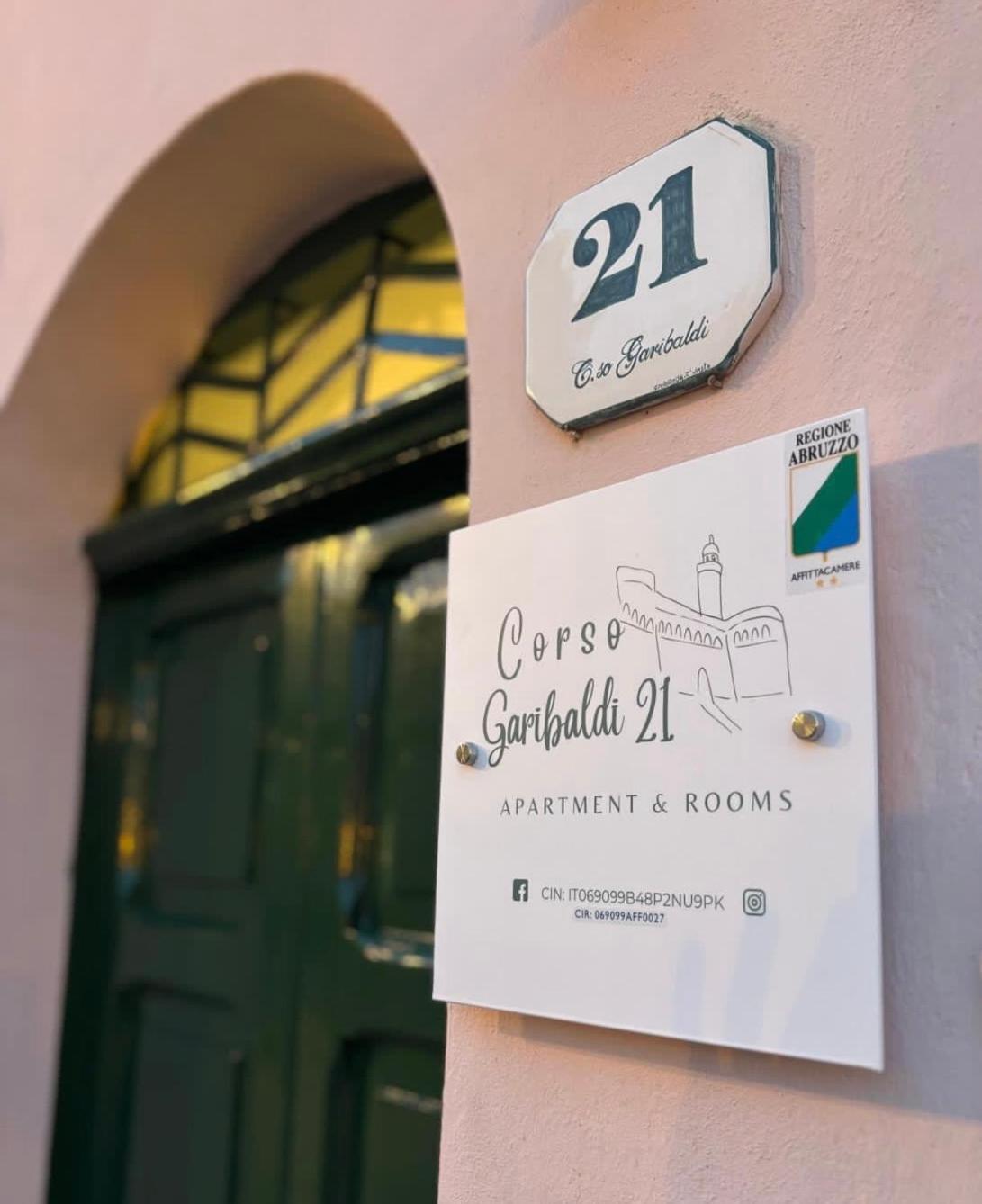 Corso Garibaldi 21 Apartment & Rooms 瓦斯托 外观 照片